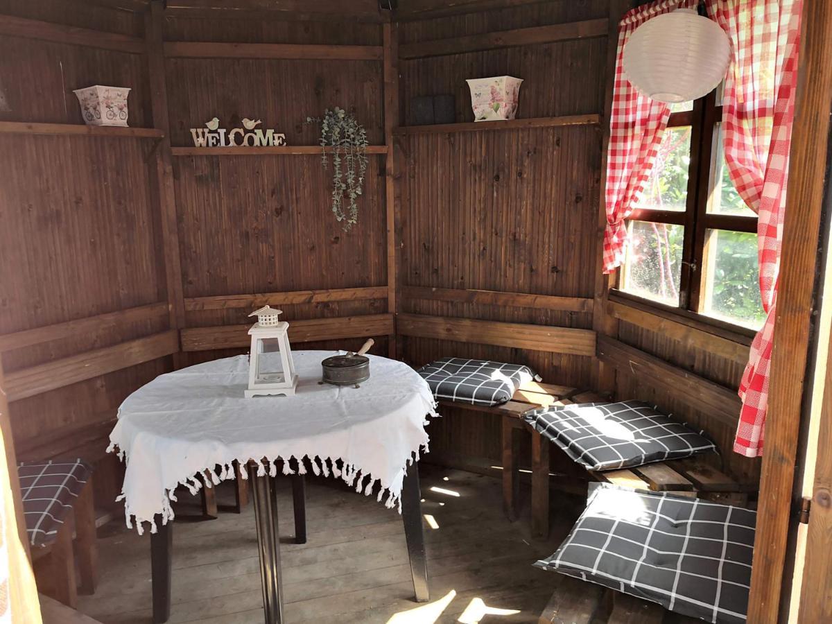 Kuenstler Ferienwohnung 3 Zimmer Kueche Bad Zentrale Lage Wulsbuttel Exteriör bild
