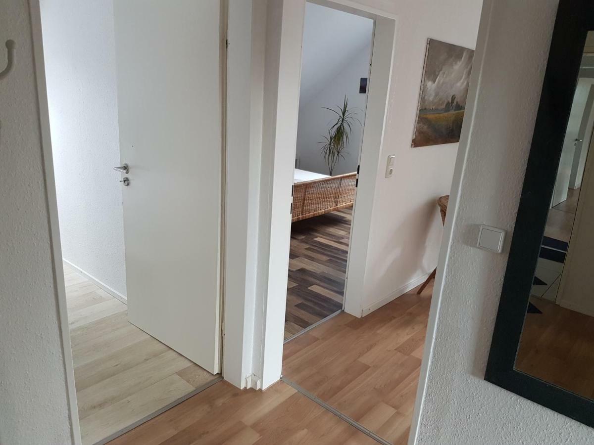 Kuenstler Ferienwohnung 3 Zimmer Kueche Bad Zentrale Lage Wulsbuttel Exteriör bild