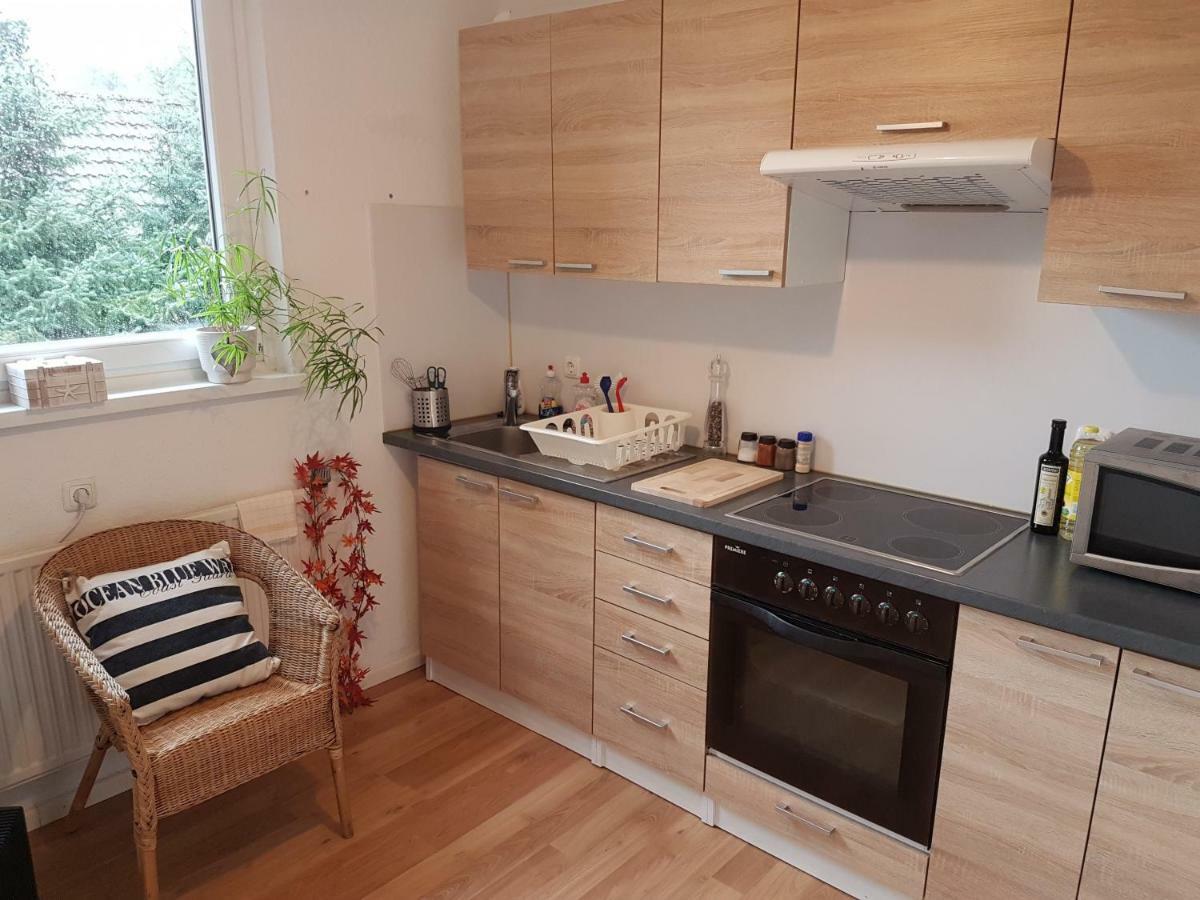 Kuenstler Ferienwohnung 3 Zimmer Kueche Bad Zentrale Lage Wulsbuttel Exteriör bild